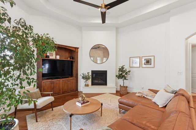 630 Lakeridge Dr, Auburn, CA 95603