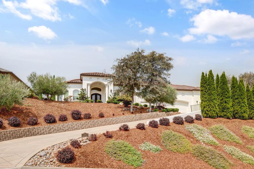 630 Lakeridge Dr, Auburn, CA 95603