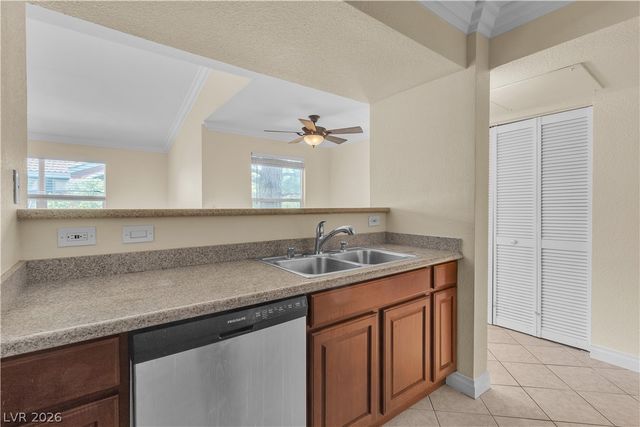 8101 West FLAMINGO Road 2001, Las Vegas, NV 89147