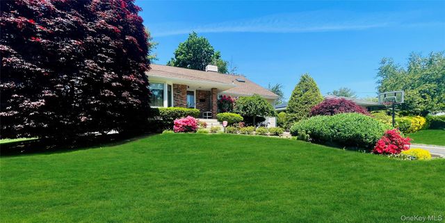 53 Hightop Lane, Jericho, NY 11753