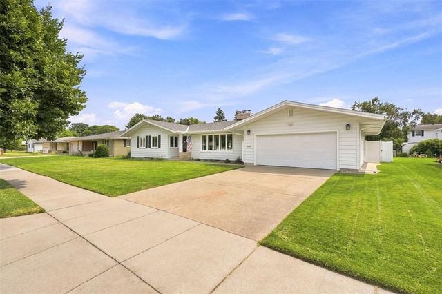 703 E Grant Avenue, Eau Claire, WI 54701