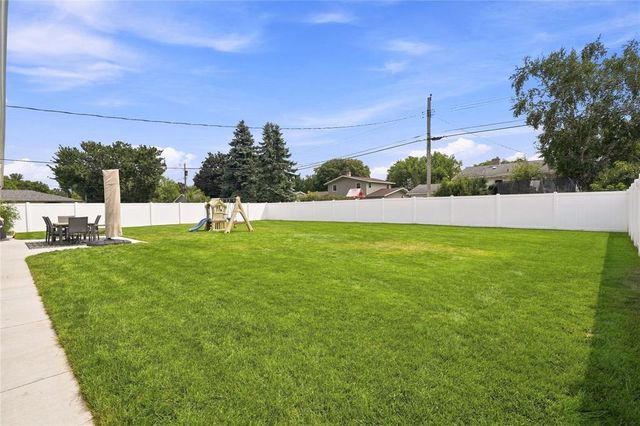 703 E Grant Avenue, Eau Claire, WI 54701