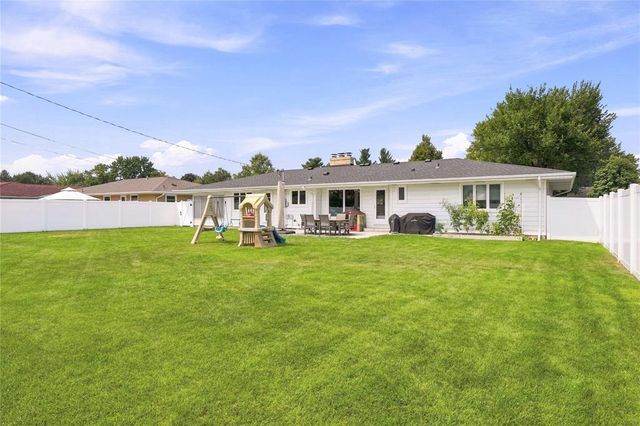 703 E Grant Avenue, Eau Claire, WI 54701