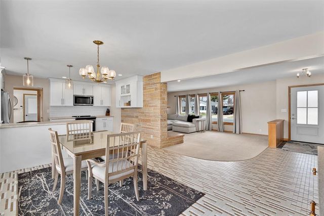 703 E Grant Avenue, Eau Claire, WI 54701
