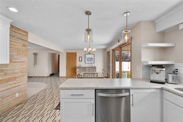 703 E Grant Avenue, Eau Claire, WI 54701