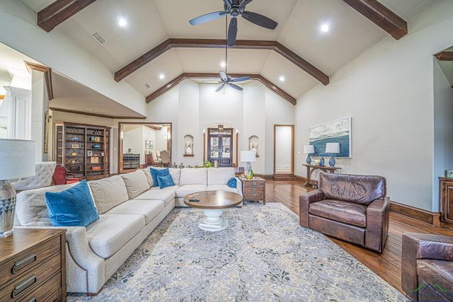 3841 Castle Ridge Drive, Longview, TX 75605