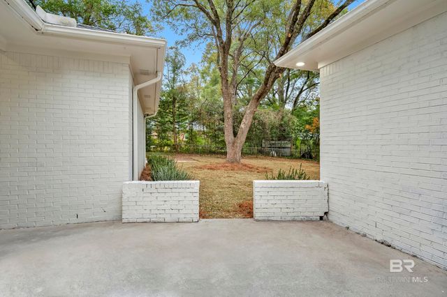 4924 Brooke Court, Mobile, AL 36618