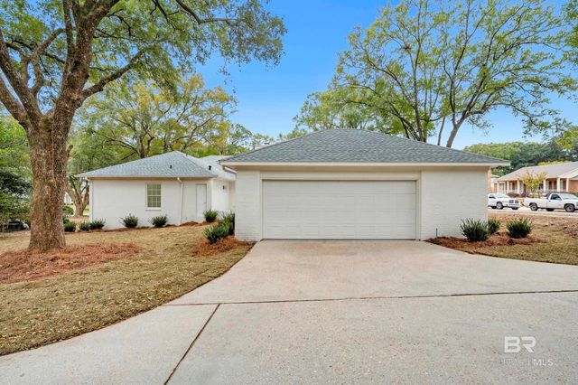 4924 Brooke Court, Mobile, AL 36618