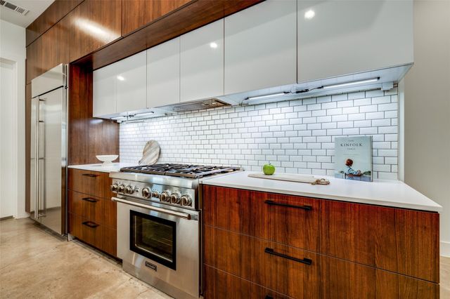 1415 Crocker Street, Houston, TX 77019