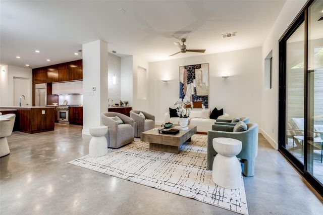 1415 Crocker Street, Houston, TX 77019