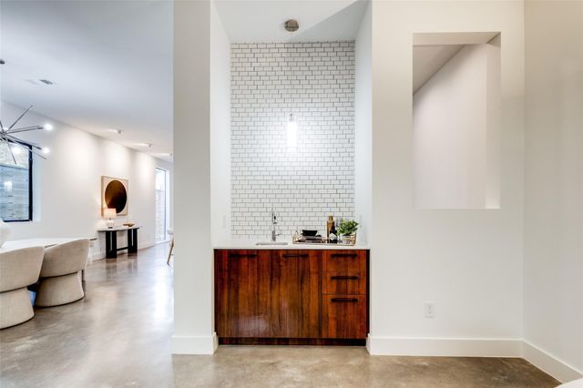 1415 Crocker Street, Houston, TX 77019