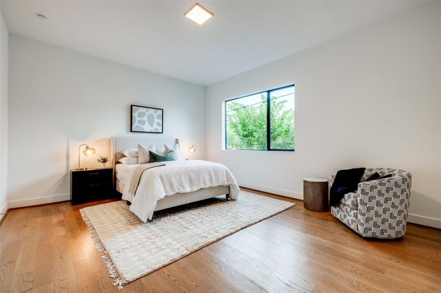 1415 Crocker Street, Houston, TX 77019