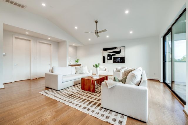 1415 Crocker Street, Houston, TX 77019