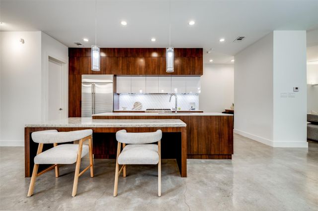 1415 Crocker Street, Houston, TX 77019