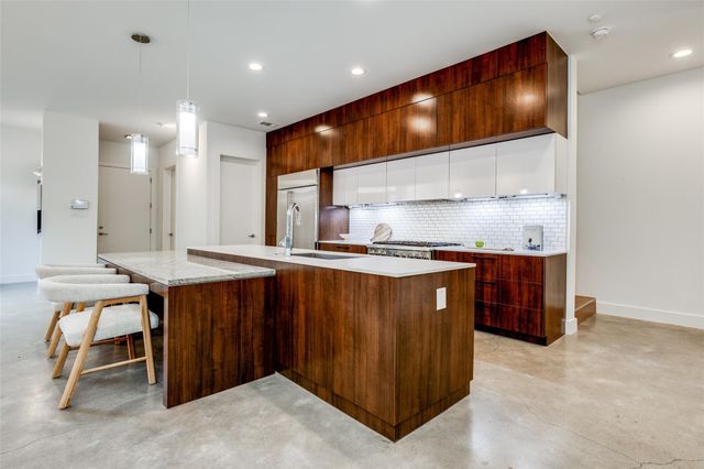 1415 Crocker Street, Houston, TX 77019