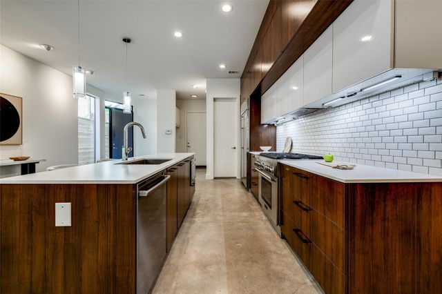 1415 Crocker Street, Houston, TX 77019