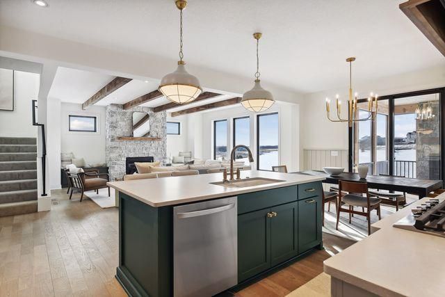 9575 Eagle Ridge Road, Chanhassen, MN 55317