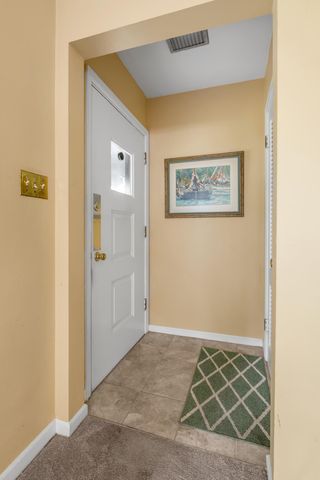 1011 Castleton Way, Lexington, KY 40517