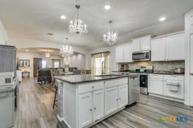 8907 Stonehollow Drive, Temple, TX 76502