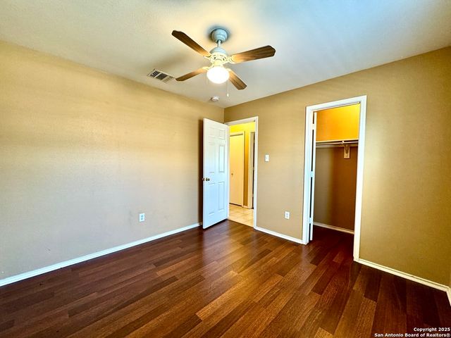 10726 S Shaenridge, San Antonio, TX 78254