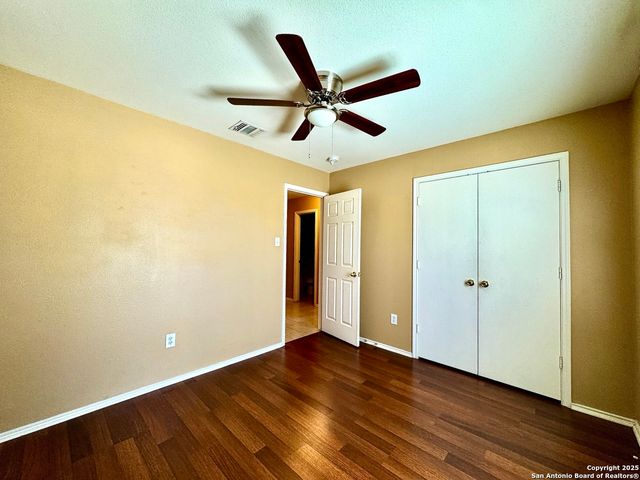 10726 S Shaenridge, San Antonio, TX 78254