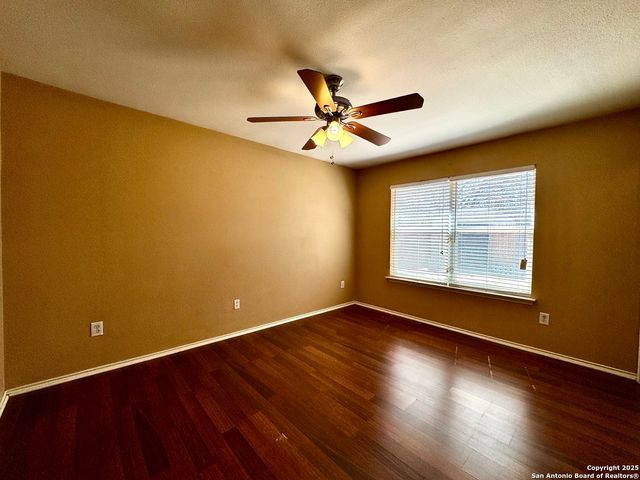 10726 S Shaenridge, San Antonio, TX 78254