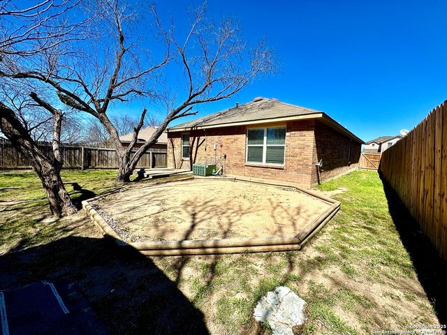 10726 S Shaenridge, San Antonio, TX 78254