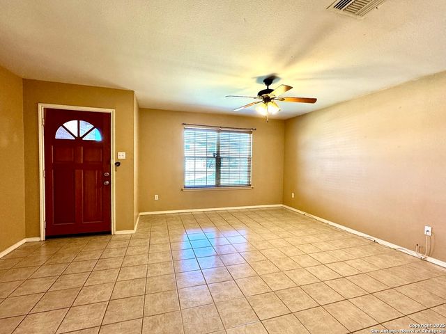 10726 S Shaenridge, San Antonio, TX 78254