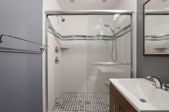 15 Howell St 1, Boston, MA 02125