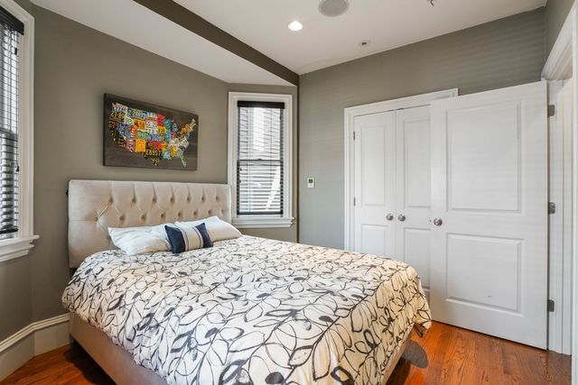 15 Howell St 1, Boston, MA 02125