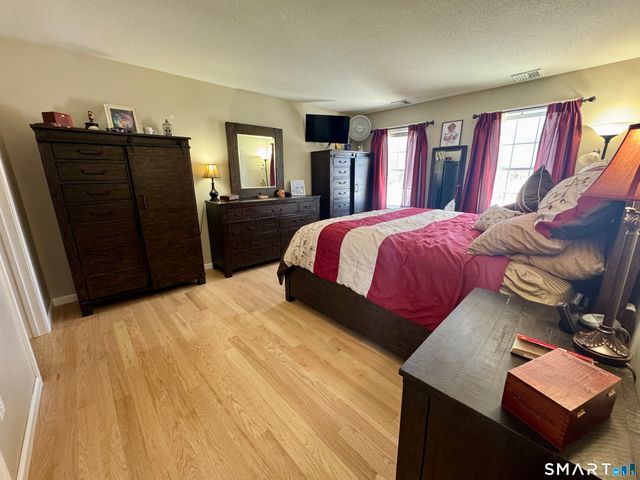 57 Pacer Lane, Southington, CT 06479