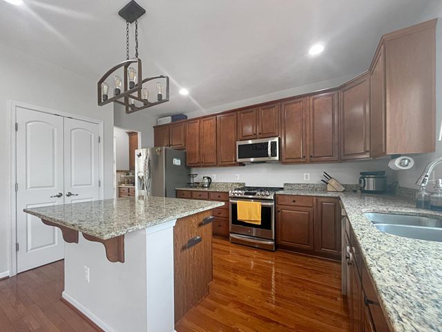 43450 HOPESTONE TER, Chantilly, VA 20152