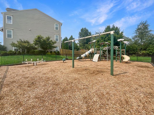43450 HOPESTONE TER, Chantilly, VA 20152