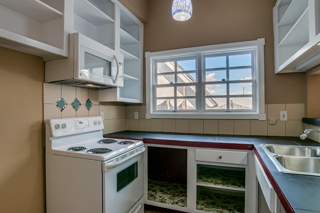 501 Mulberry Street NE, Albuquerque, NM 87106