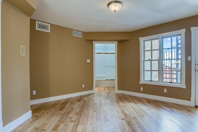 501 Mulberry Street NE, Albuquerque, NM 87106