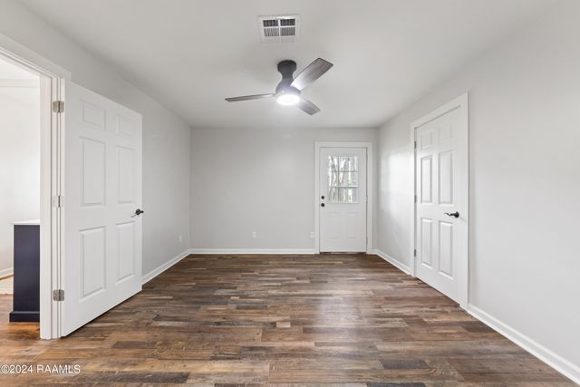 1580 Anse Broussard Highway, Breaux Bridge, LA 70517
