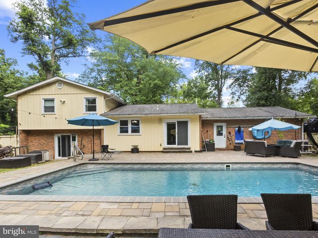 14509 LEONARD CALVERT DR, Accokeek, MD 20607