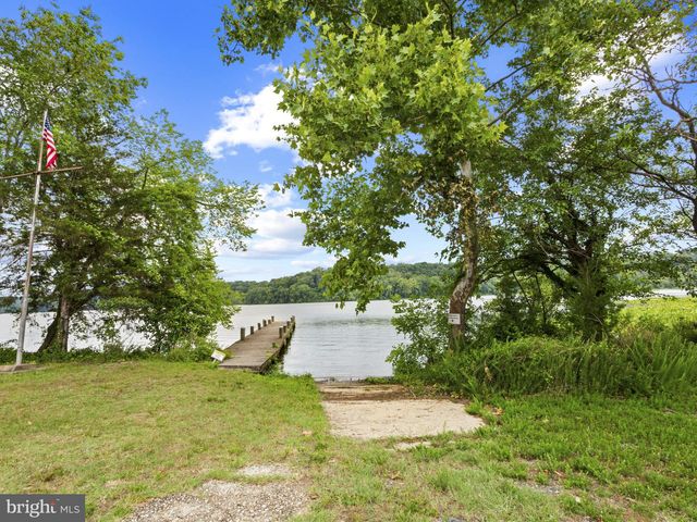 14509 LEONARD CALVERT DR, Accokeek, MD 20607