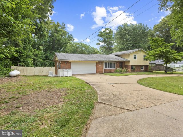 14509 LEONARD CALVERT DR, Accokeek, MD 20607