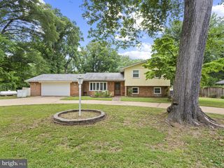 14509 LEONARD CALVERT DR, Accokeek, MD 20607