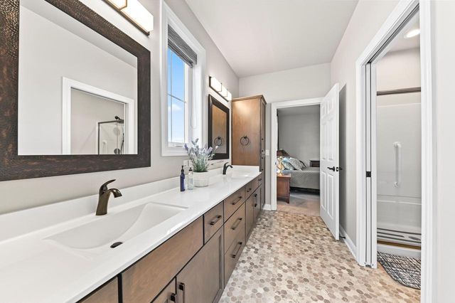 N56W27213 Crispin COURT, Lisbon, WI 53089