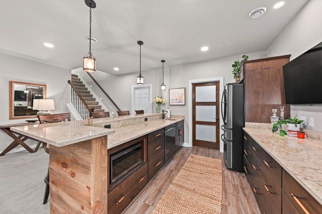 N56W27213 Crispin COURT, Lisbon, WI 53089