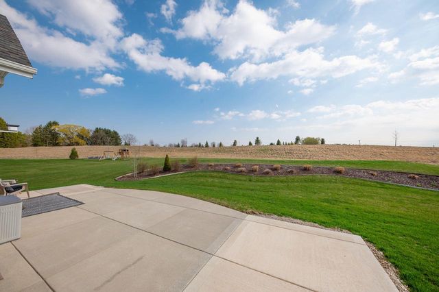 N56W27213 Crispin COURT, Lisbon, WI 53089
