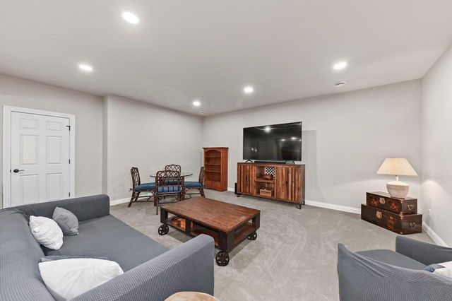 N56W27213 Crispin COURT, Lisbon, WI 53089