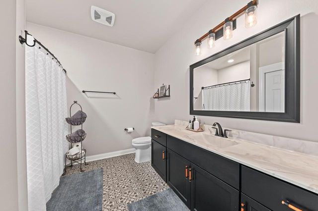 N56W27213 Crispin COURT, Lisbon, WI 53089