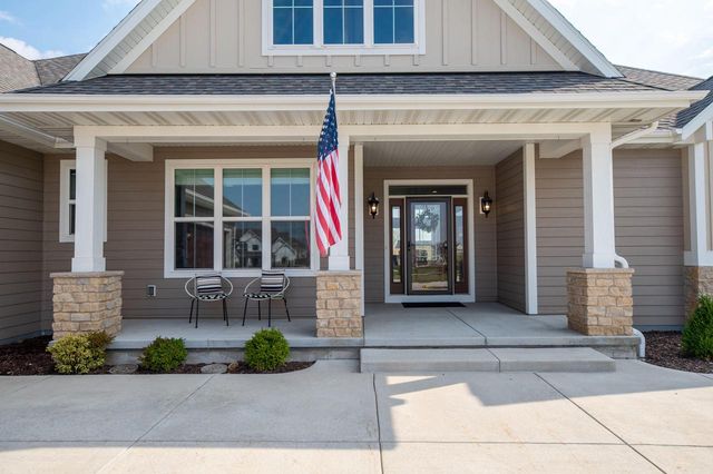 N56W27213 Crispin COURT, Lisbon, WI 53089