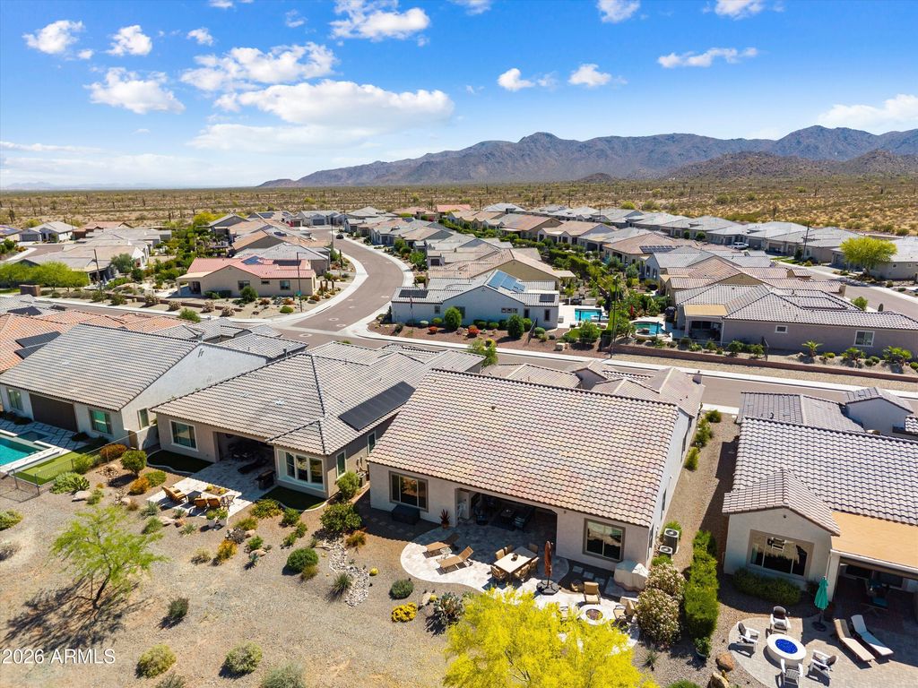 Image 10 of property listing at 18674 N 259TH Lane, Buckeye, AZ 85396