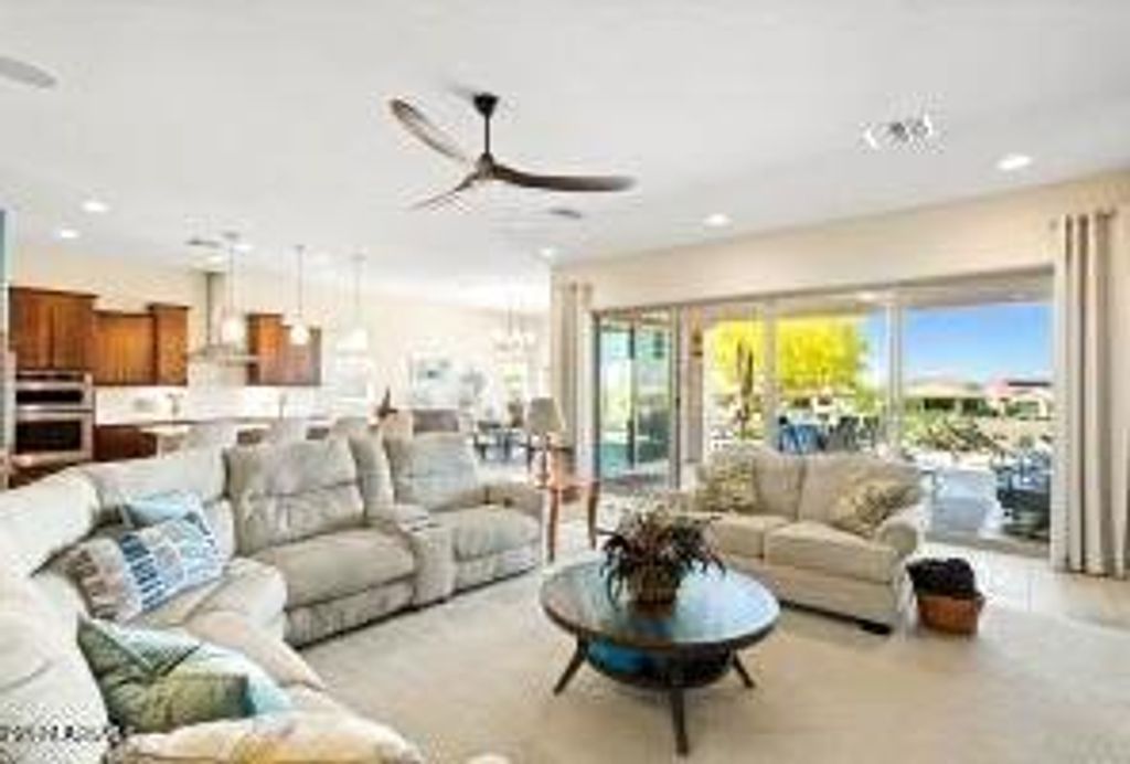 Image 17 of property listing at 18674 N 259TH Lane, Buckeye, AZ 85396