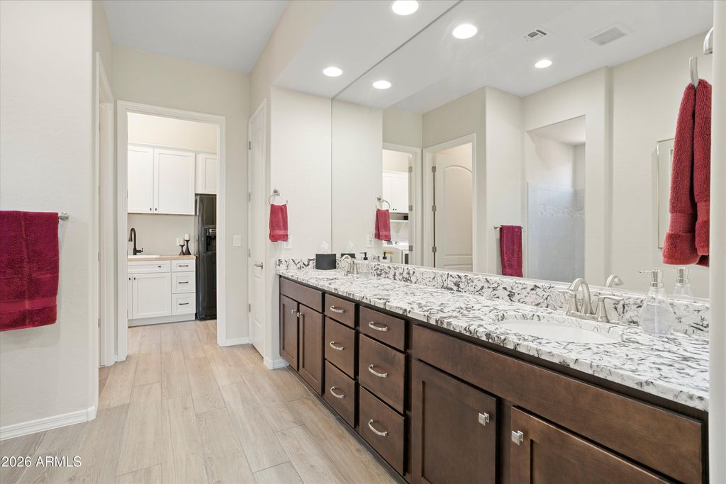 Image 34 of property listing at 18674 N 259TH Lane, Buckeye, AZ 85396