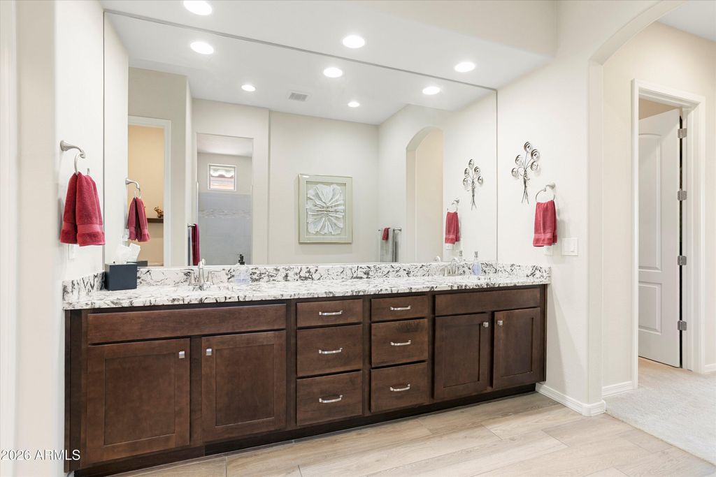 Image 35 of property listing at 18674 N 259TH Lane, Buckeye, AZ 85396